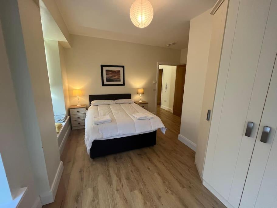City Beach Gem 5 Adult Spaces Plus Child Dublin Luaran gambar